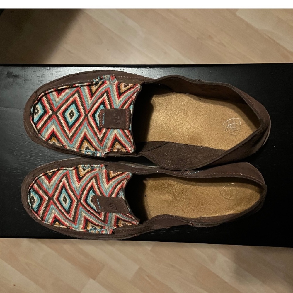 Women’s Ariat Shoes